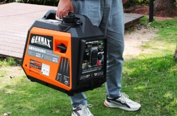 GENMAX Portable Generator, 2800W ultra-quiet gas engine,with CO Sensor and Parallel Capability, Ideal for camping outdoor Home backup power.EPA &CARB Compliant (GM2800iSAC)